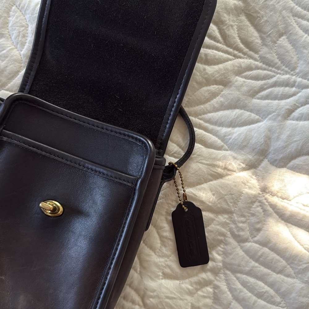 Vintage Coach Scooter Black Leather Crossbody Bag - Picture 6 of 8